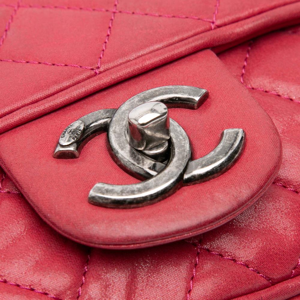 Chanel B Chanel Pink Strawberry Calf Leather Small Quilted Iridescent skin Shiva Flap Italy