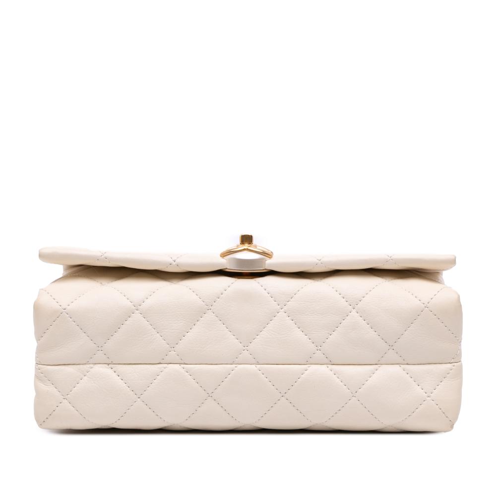Chanel AB Chanel White Ivory Calf Leather Small Quilted skin Pearl CC Accordion Flap Italy
