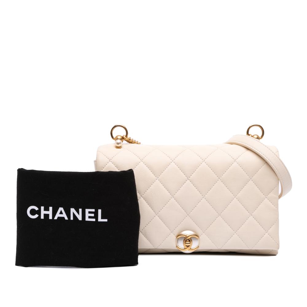 Chanel AB Chanel White Ivory Calf Leather Small Quilted skin Pearl CC Accordion Flap Italy