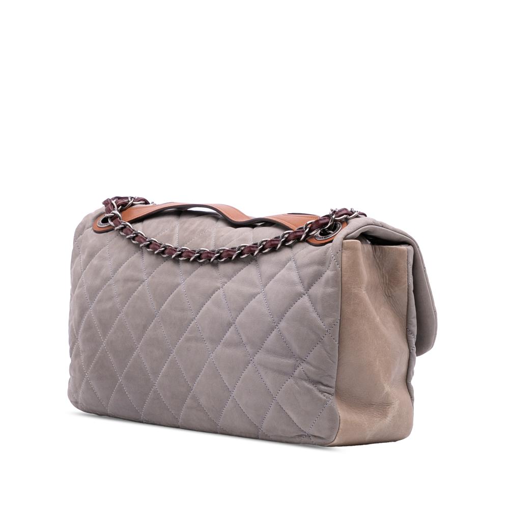 Chanel B Chanel Gray Light Gray with Brown Calf Leather Jumbo Iridescent skin In The Mix Flap Italy