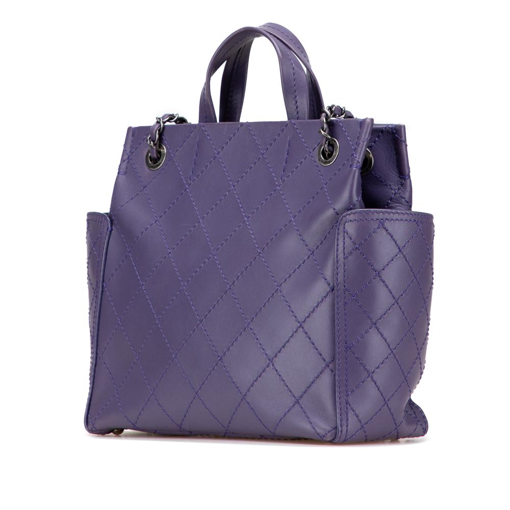 Chanel B Chanel Purple Calf Leather Small CC Quilted skin Pocket Tote Italy