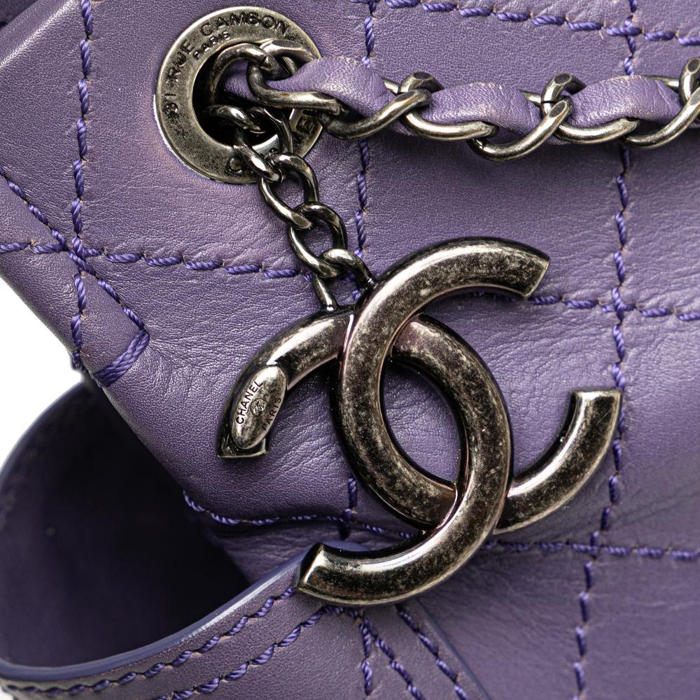 Chanel B Chanel Purple Calf Leather Small CC Quilted skin Pocket Tote Italy