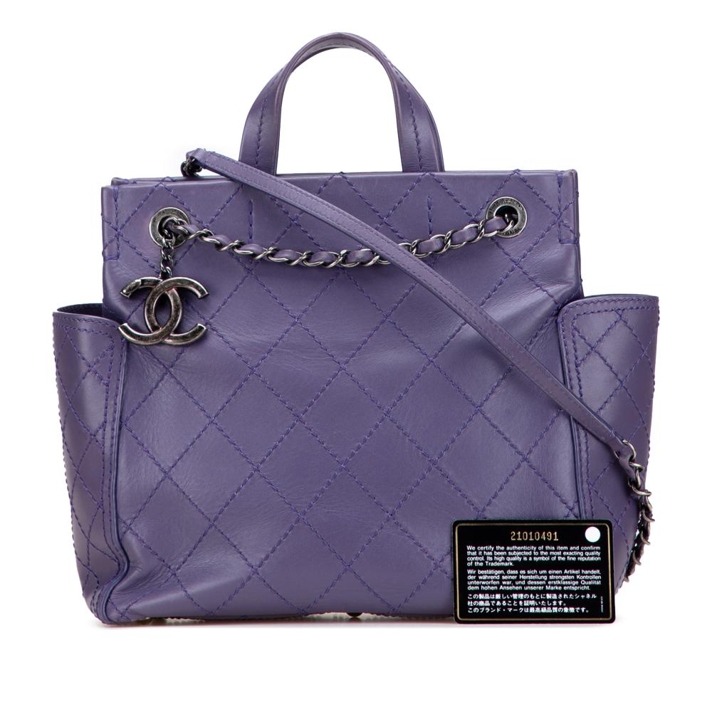 Chanel B Chanel Purple Calf Leather Small CC Quilted skin Pocket Tote Italy