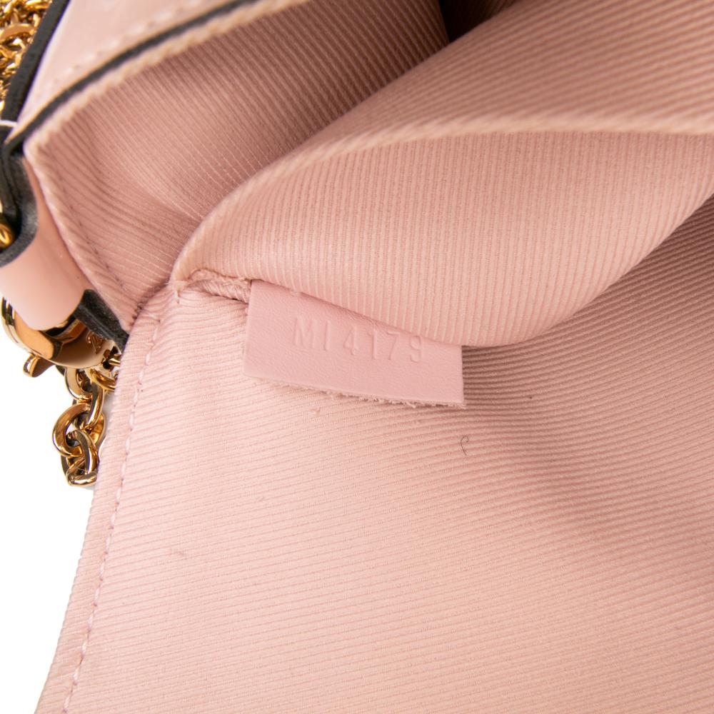 Louis Vuitton B Louis Vuitton Pink Light Pink Vernis Leather Leather Monogram Vernis Pochette Felicie France