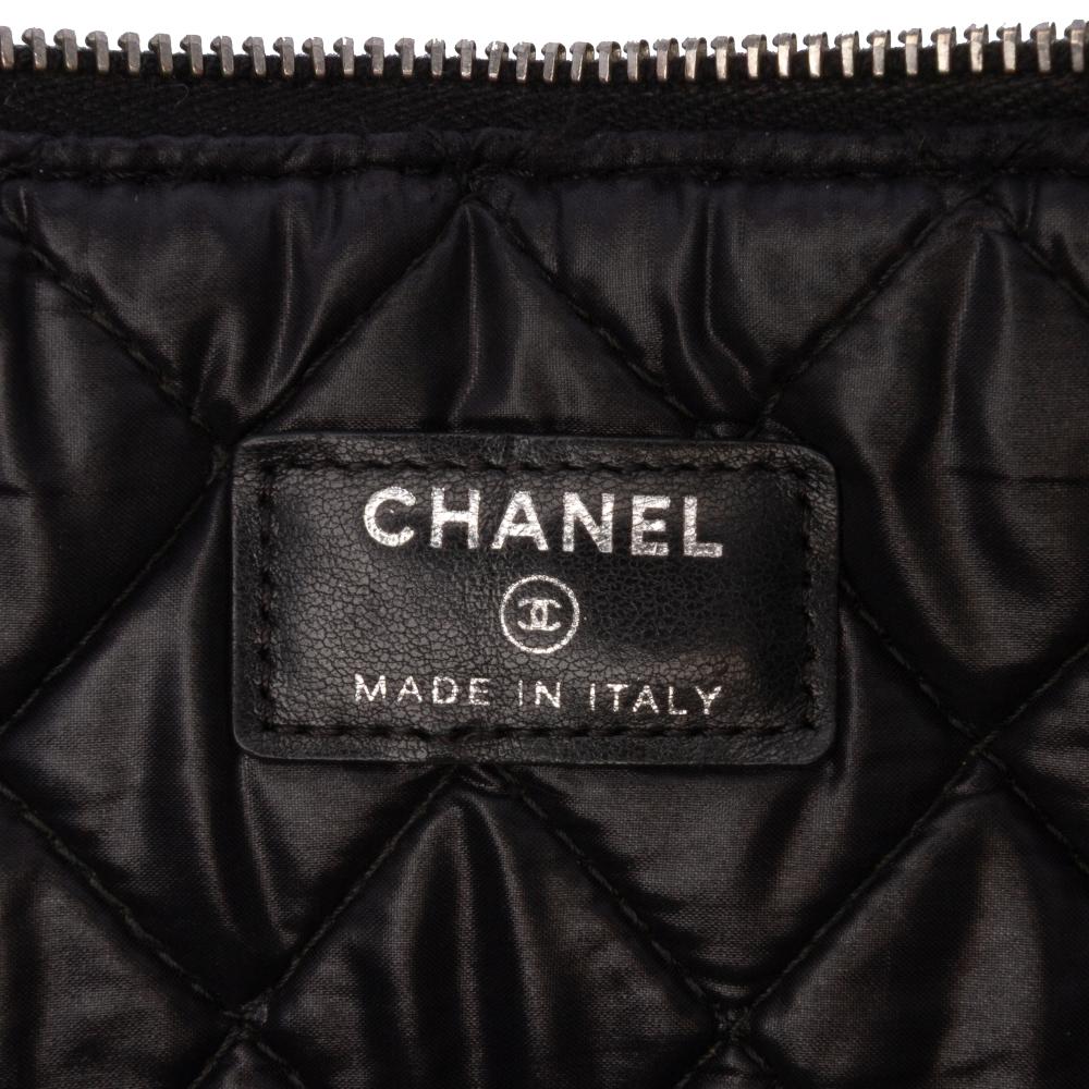 Chanel AB Chanel Black Patent Leather Leather Large Quilted Patent O Case Clutch Italy