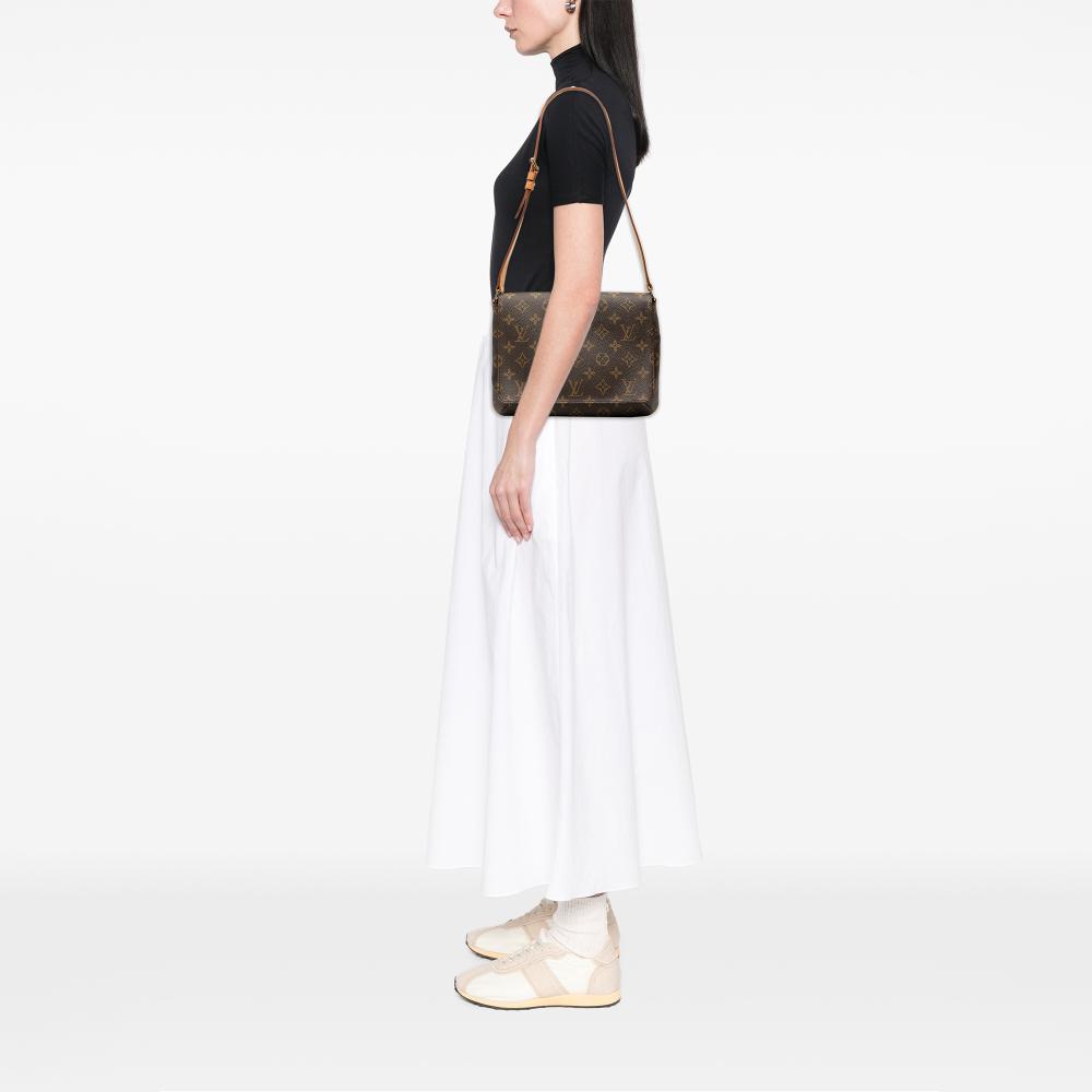 Louis Vuitton B Louis Vuitton Brown Monogram Canvas Fabric Monogram Musette Tango Short Strap France