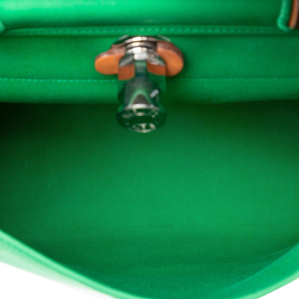 Hermès B Hermès Green with Brown Canvas Fabric Toile Herbag Zip 31 France