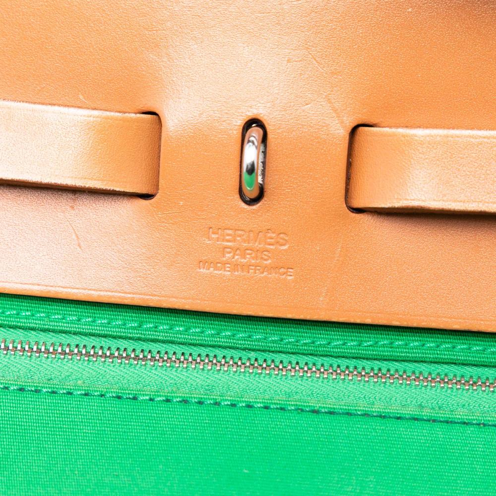 Hermès B Hermès Green with Brown Canvas Fabric Toile Herbag Zip 31 France