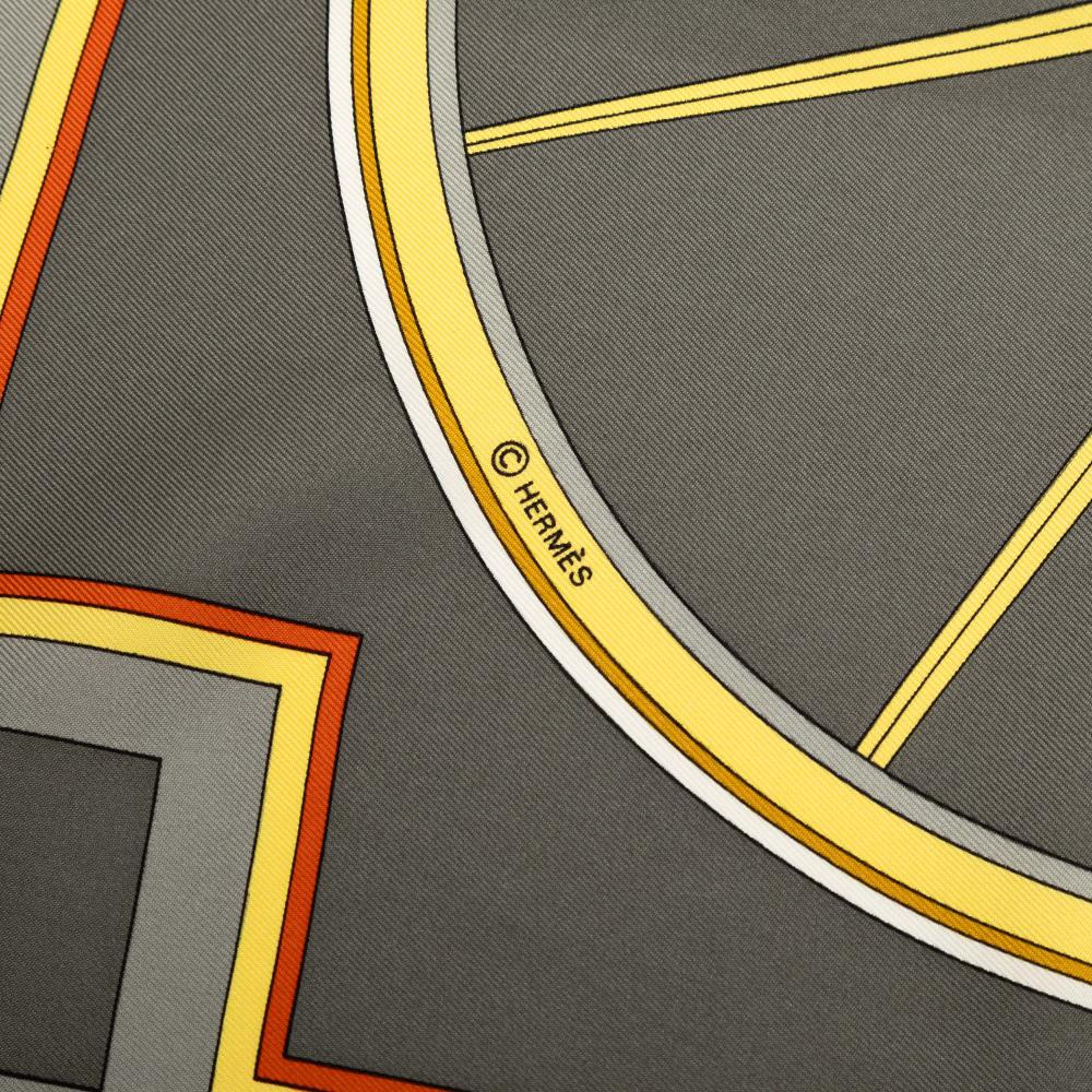 Hermès AB Hermès Gray Silk Fabric Washingtons Carriage Scarf 90 France
