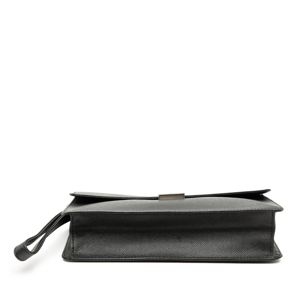 Louis Vuitton B Louis Vuitton Black Taiga Leather Leather Taiga Selenga Spain