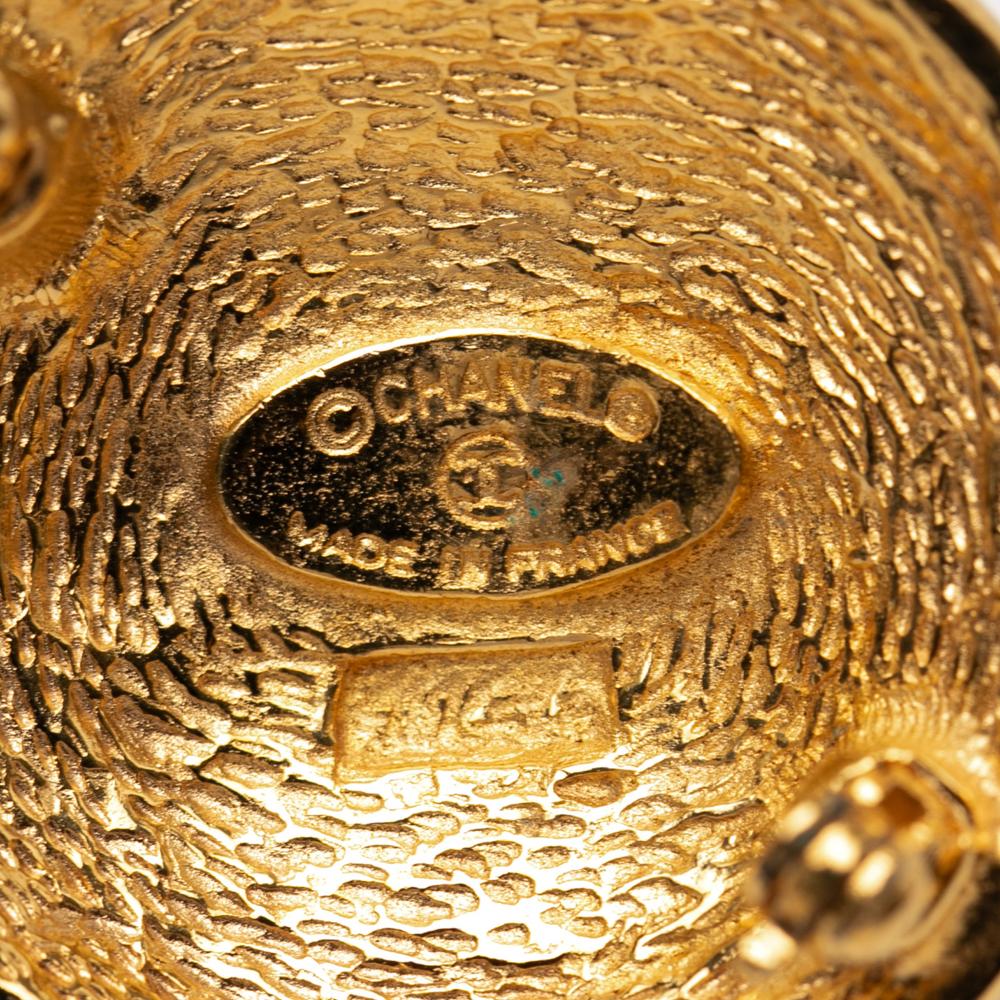 Chanel AB Chanel Gold Gold Plated Metal CC Quilted Round Brooch France