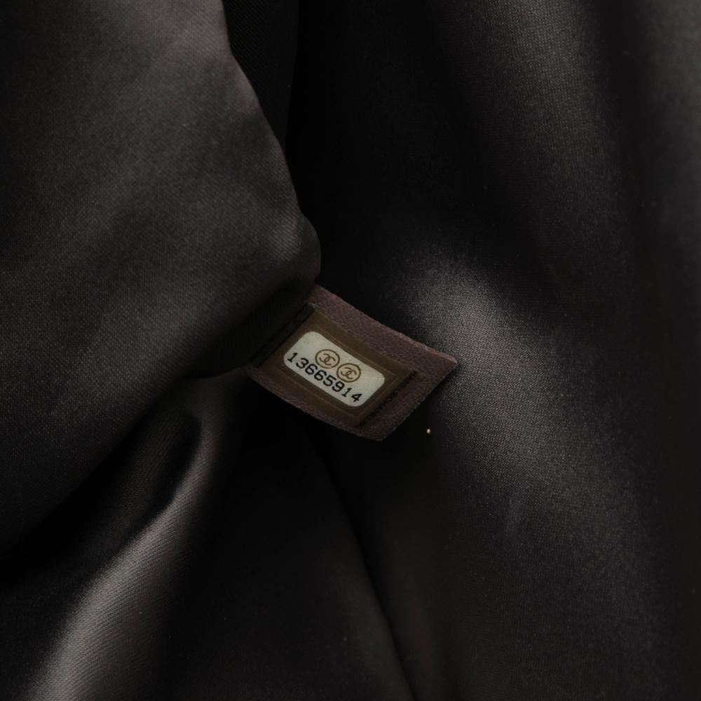 Chanel B Chanel Black Calf Leather CC Crinkled skin Chain Shopping Tote Italy