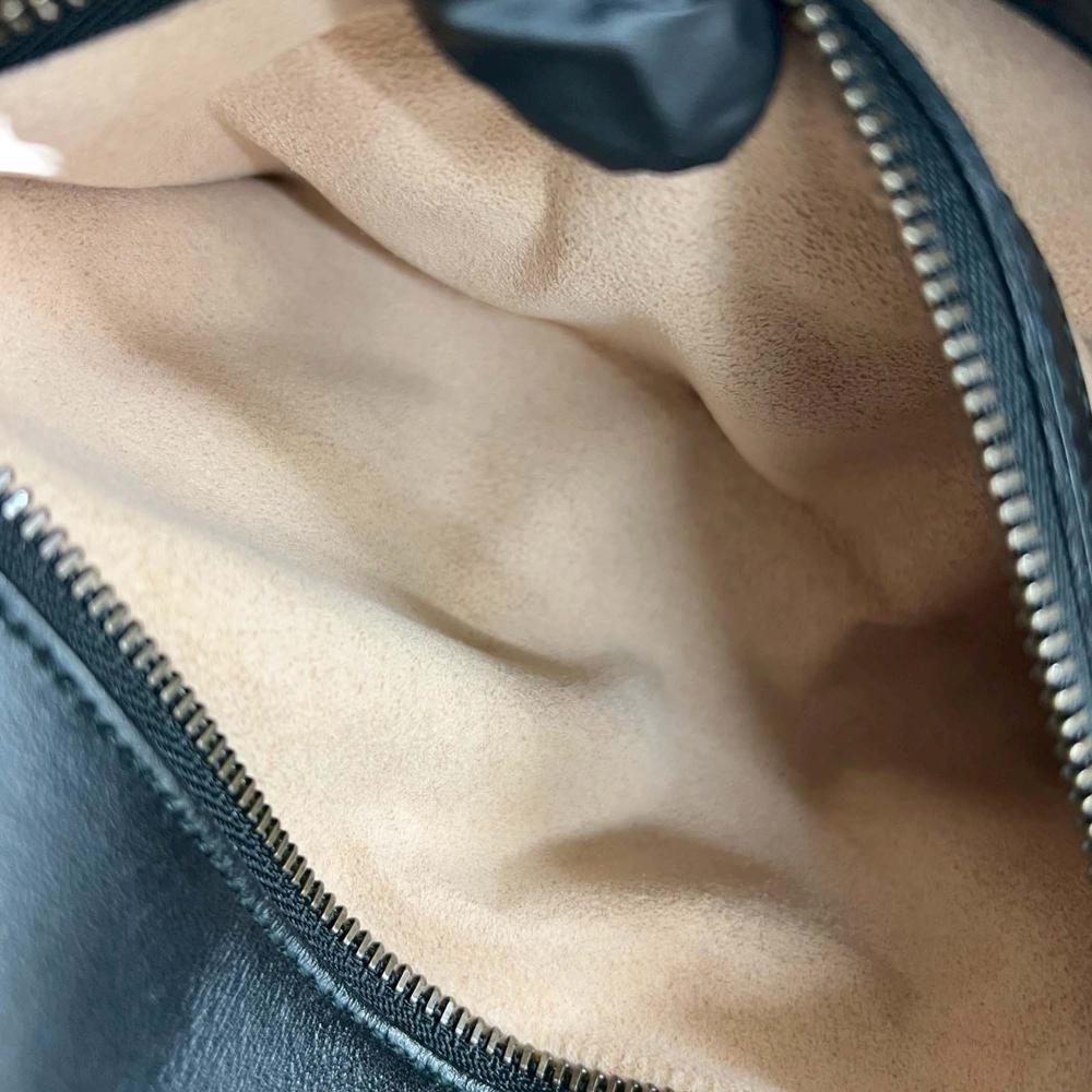 Gucci AB Gucci Black Calf Leather Medium GG Marmont Matelasse Shoulder Bag Italy