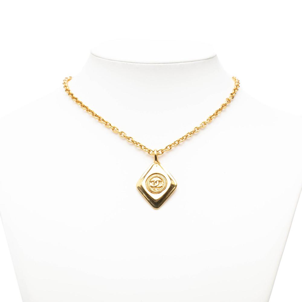 Chanel AB Chanel Gold Gold Plated Metal CC Diamond Shape Pendant Necklace France