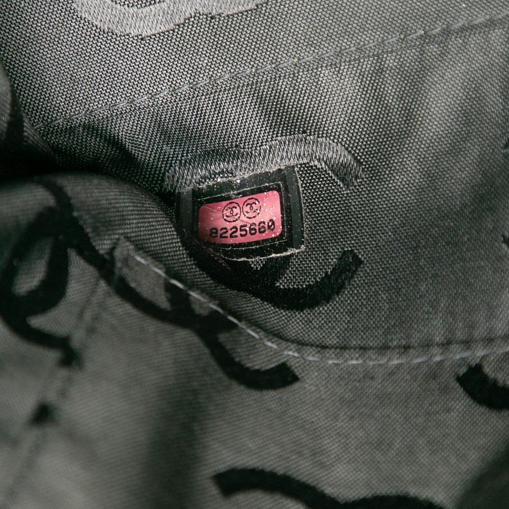 Chanel B Chanel Black Calf Leather Small CC Quilted skin Wild Stitch Tote France