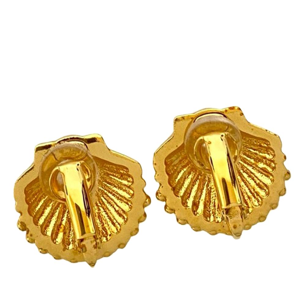 Chanel AB Chanel Gold Gold Plated Metal CC Rhinestone Shell Clip On Earrings France