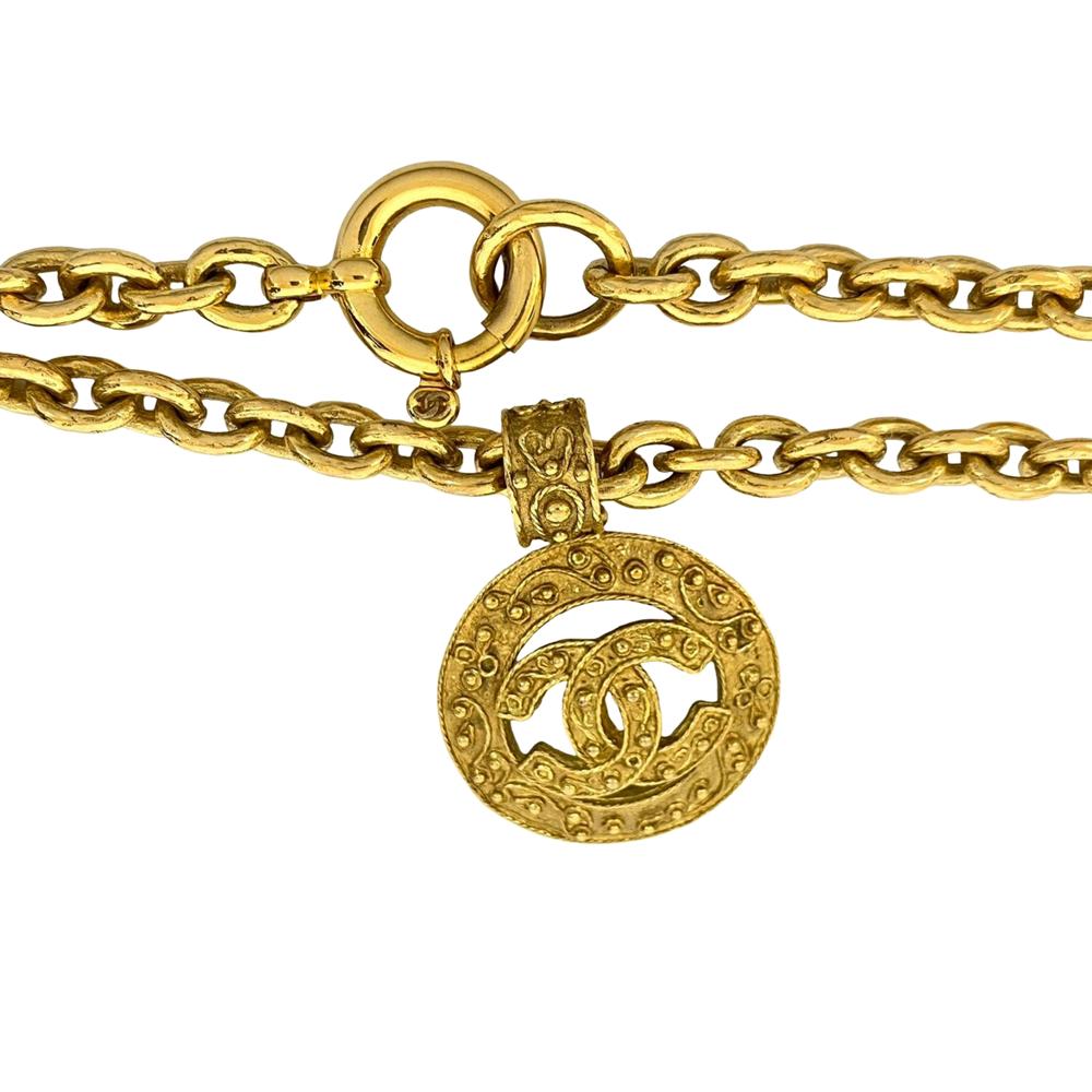 Chanel AB Chanel Gold Gold Plated Metal CC Medallion Chain Necklace France