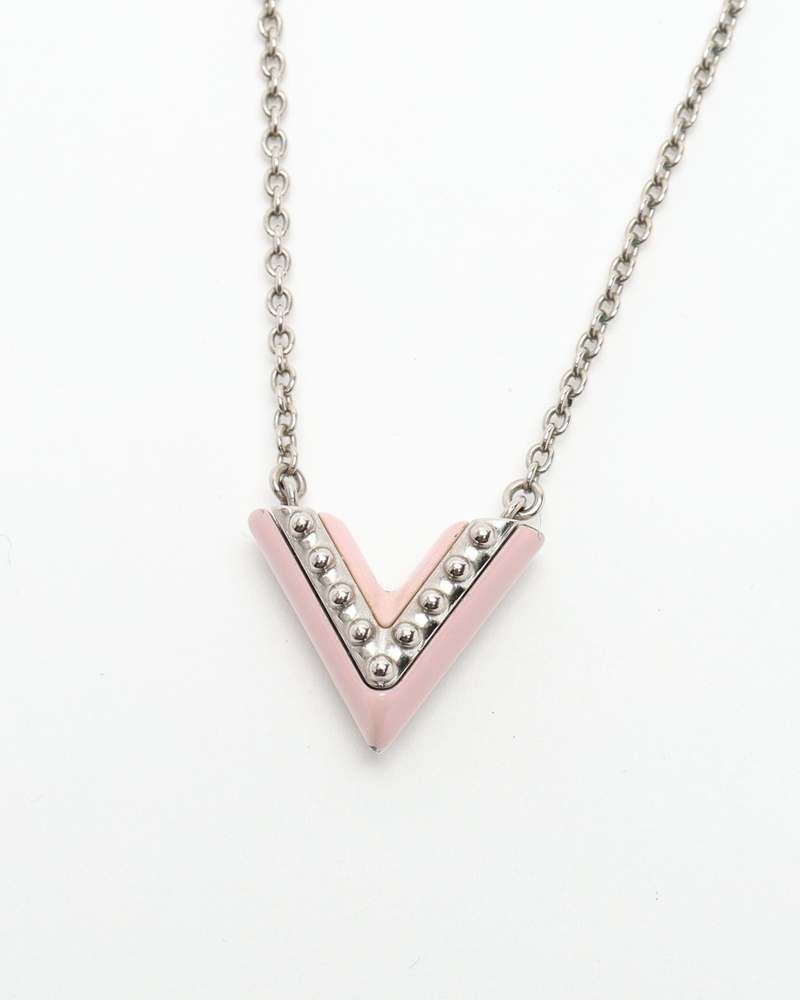 Louis Vuitton Essential V Necklace
