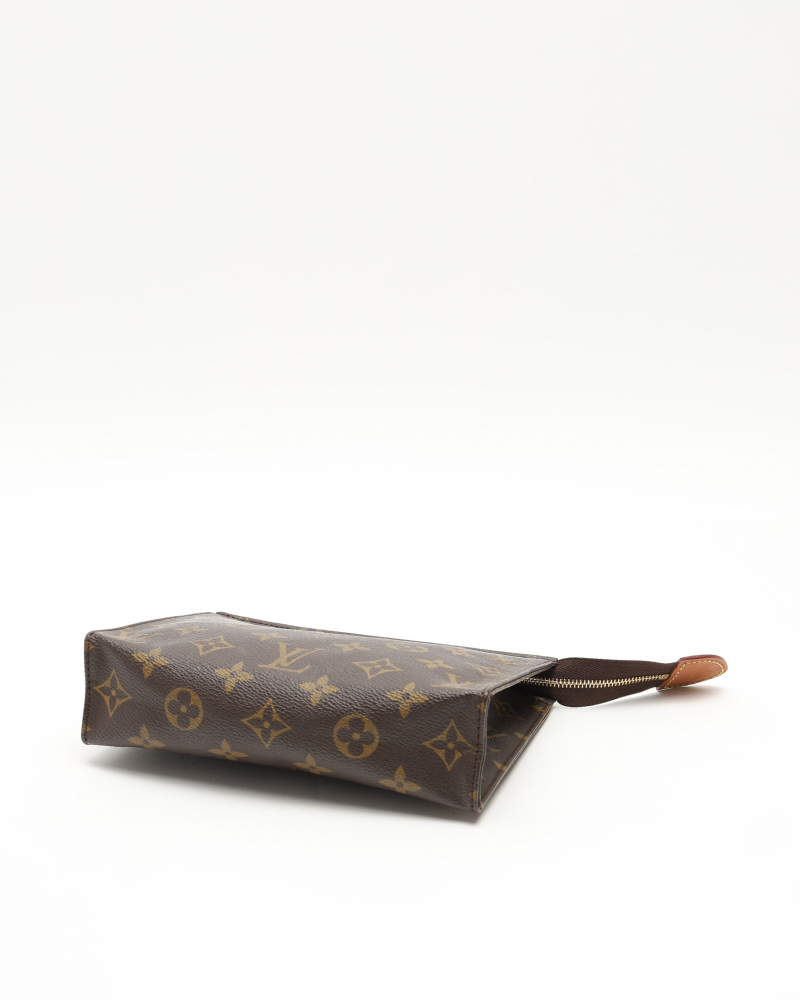 Louis Vuitton Monogram Toiletry Pouch 19