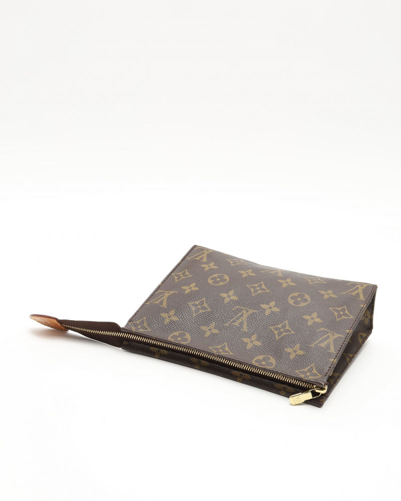 Louis Vuitton Monogram Toiletry Pouch 19
