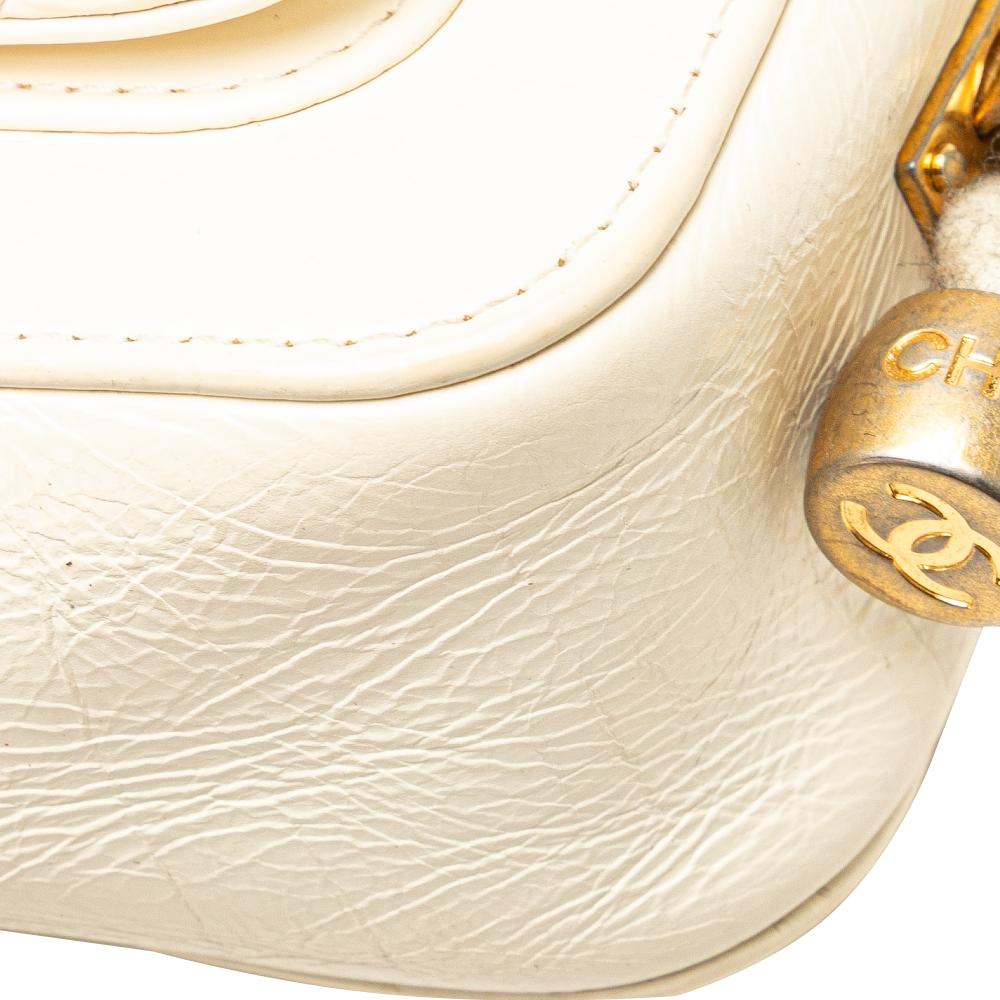 Chanel B Chanel White Ivory Calf Leather Crumpled skin En Vogue Rope Flap Italy