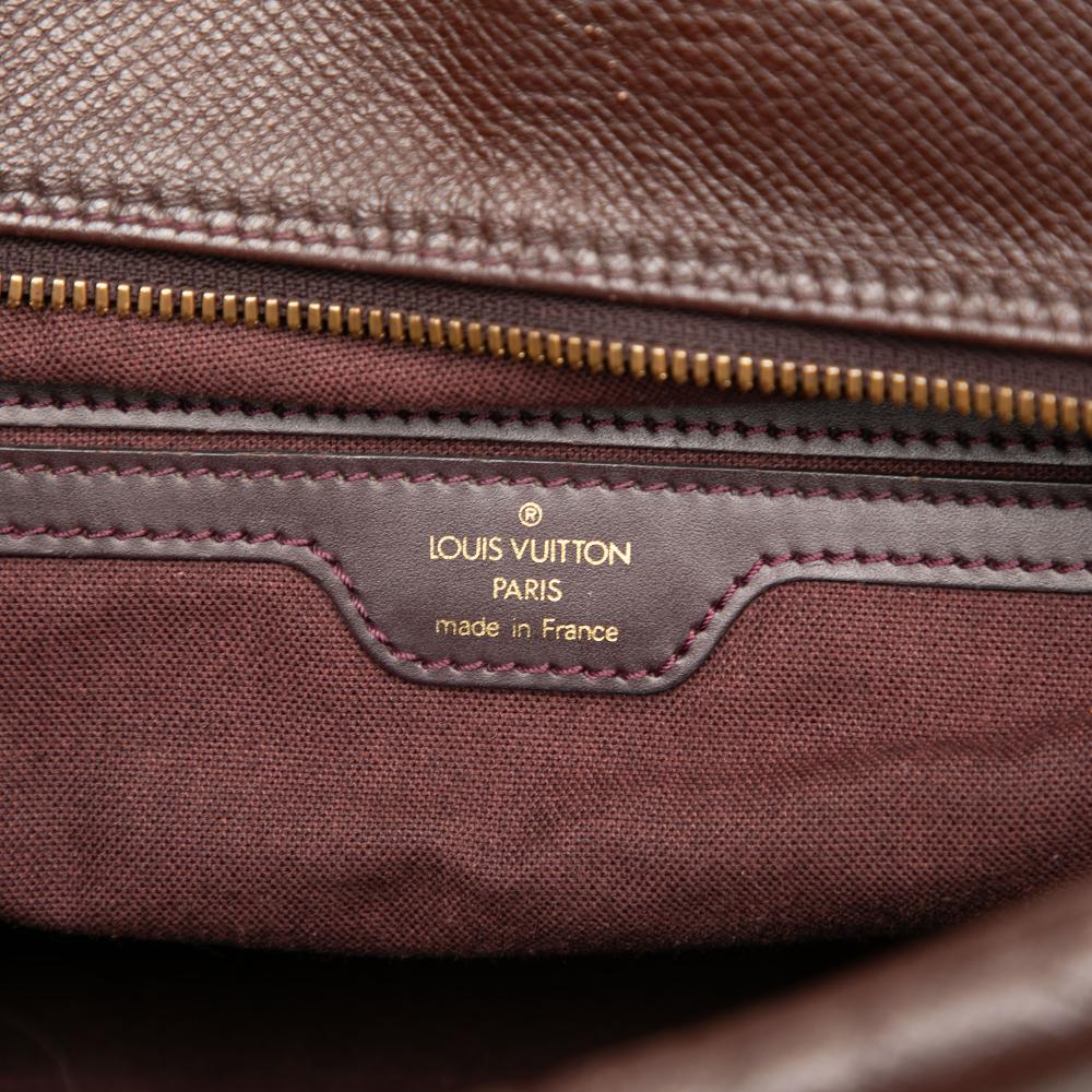 Louis Vuitton B Louis Vuitton Red Bordeaux Taiga Leather Leather Taiga Reporter PM France