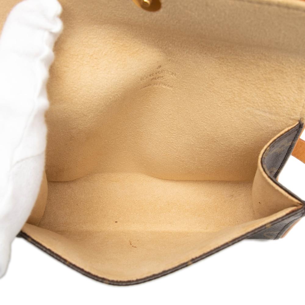 Louis Vuitton B Louis Vuitton Brown Monogram Canvas Fabric Monogram Pochette Florentine France