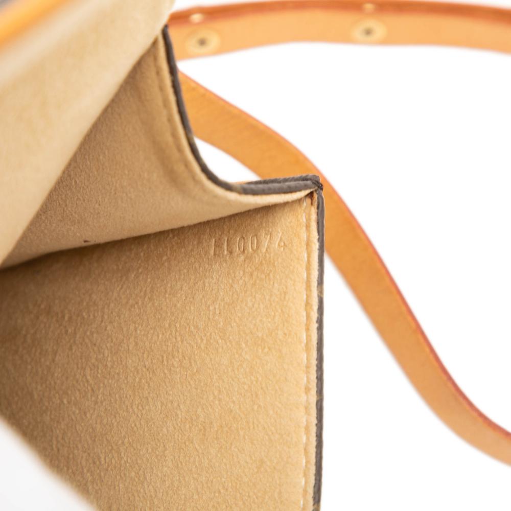 Louis Vuitton B Louis Vuitton Brown Monogram Canvas Fabric Monogram Pochette Florentine France