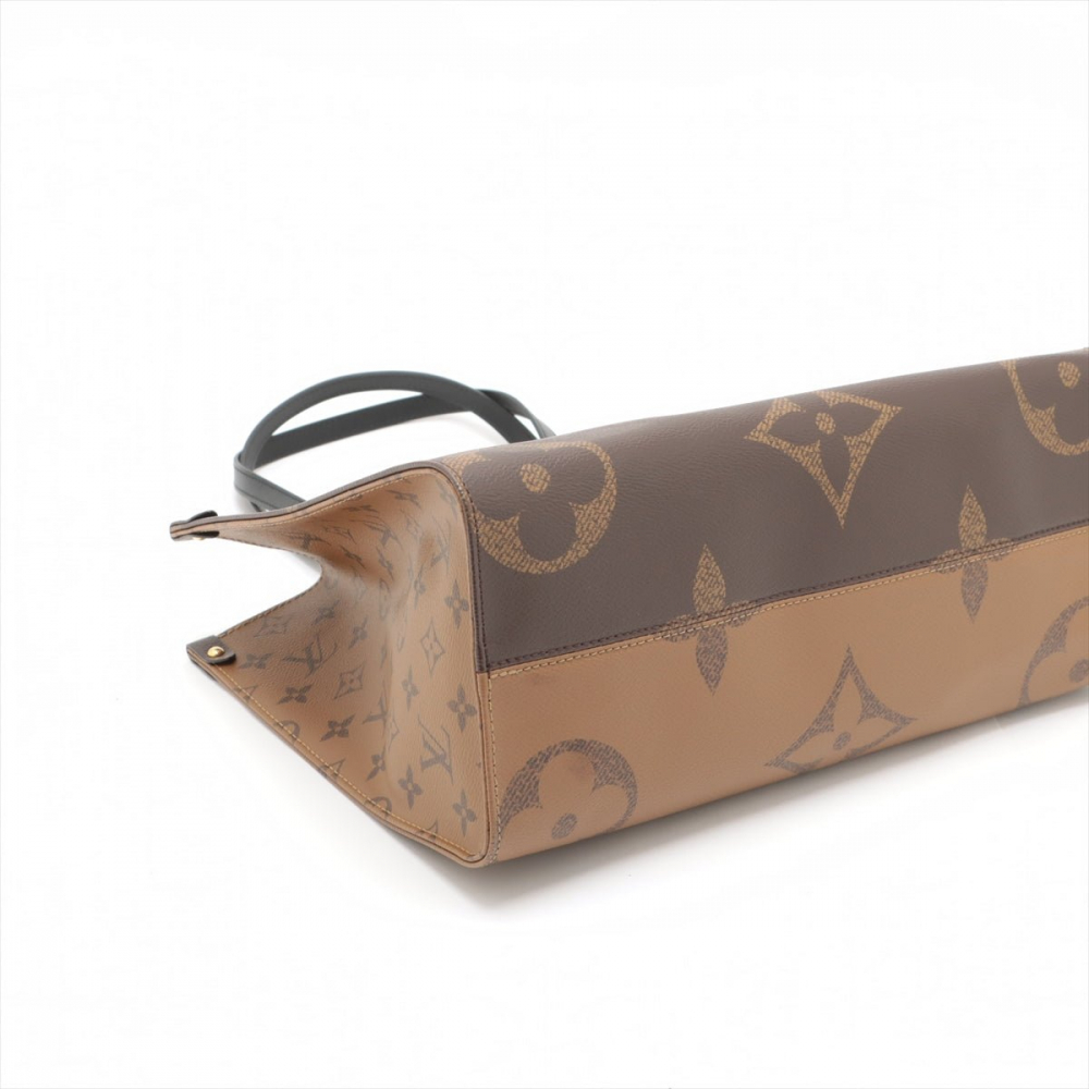 Louis Vuitton Onthego MM Canvas Monogram Giant Shopper Handbag Monogram Reverse