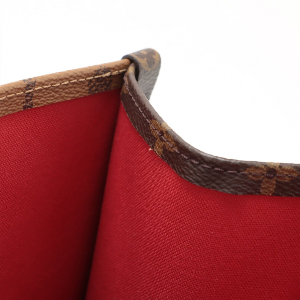 Louis Vuitton Onthego MM Canvas Monogram Giant Shopper Handbag Monogram Reverse