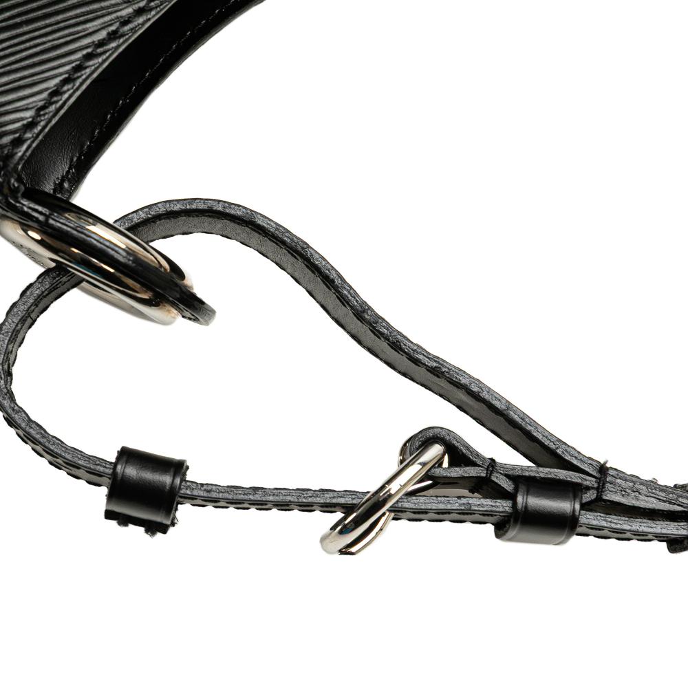 Louis Vuitton B Louis Vuitton Black Epi Leather Leather Epi Musette Bagatelle France