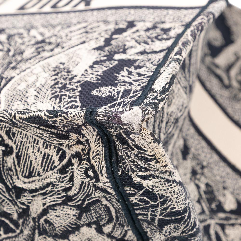 Christian Dior B Dior Blue Navy Canvas Fabric Large Toile de Jouy Reverse Embroidered Book Tote Italy