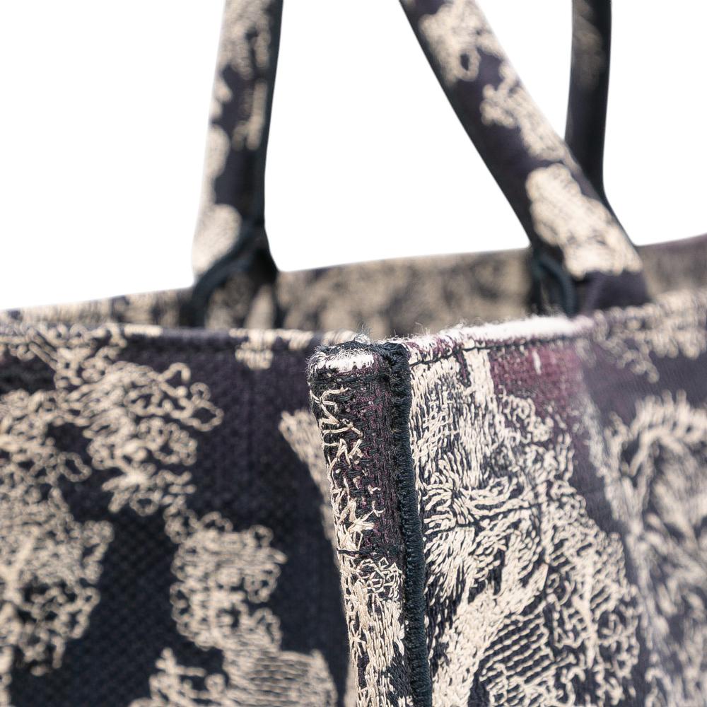 Christian Dior B Dior Blue Navy Canvas Fabric Large Toile de Jouy Reverse Embroidered Book Tote Italy