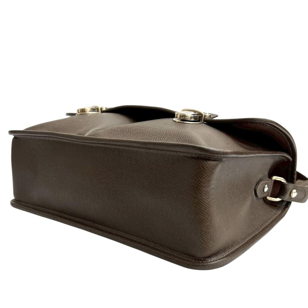 Louis Vuitton AB Louis Vuitton Brown Dark Brown Taiga Leather Leather Taiga Alexei Messenger France