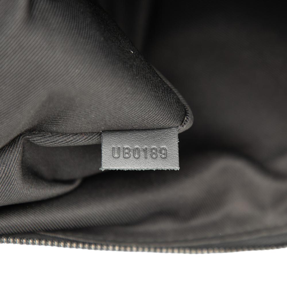 Louis Vuitton B Louis Vuitton Black Calf Leather Monogram Shadow Discovery Pochette Spain