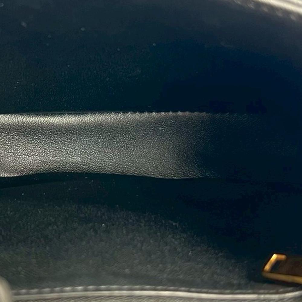 Celine AB Celine Black Calf Leather Teen Shiny skin Triomphe Besace Clea Chain Crossbody France