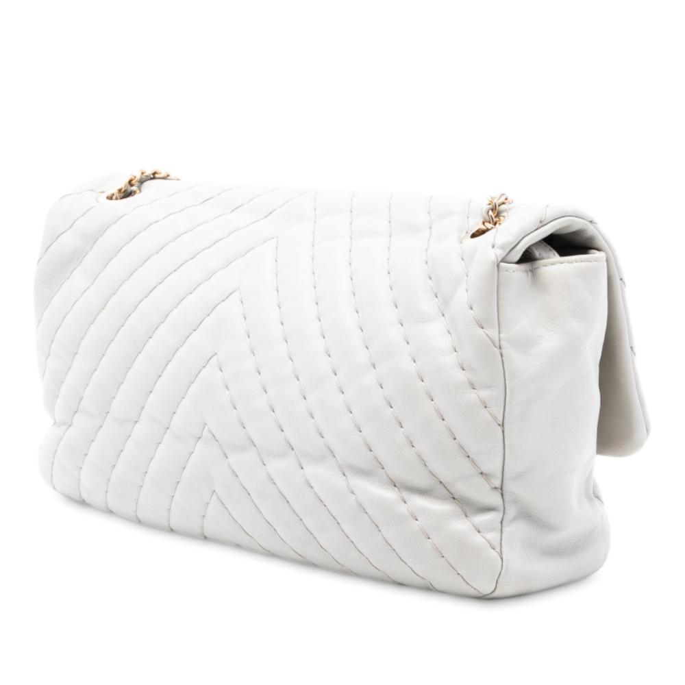 Chanel B Chanel White Calf Leather Jumbo Chevron skin Surpique Flap Italy
