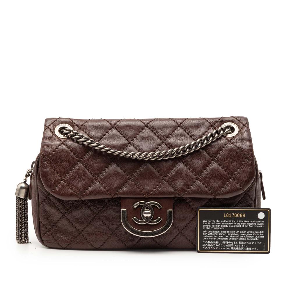 Chanel B Chanel Red Bordeaux Calf Leather Paris Edinburgh Medium skin Coco Sporran Flap Italy