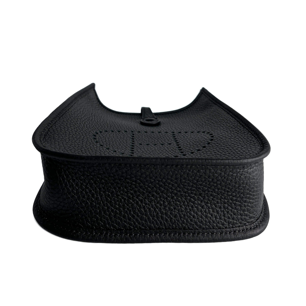 Hermès Evelyne 16 TPM Taurillon Clemence Leather Amazone Hobo Crossbody Black