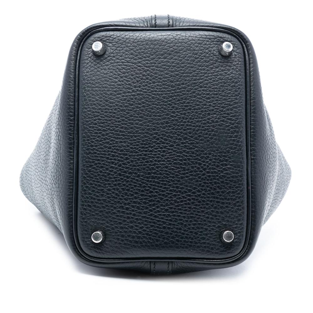 Hermès AB Hermès Blue Navy Calf Leather Clemence Picotin Lock 18 France