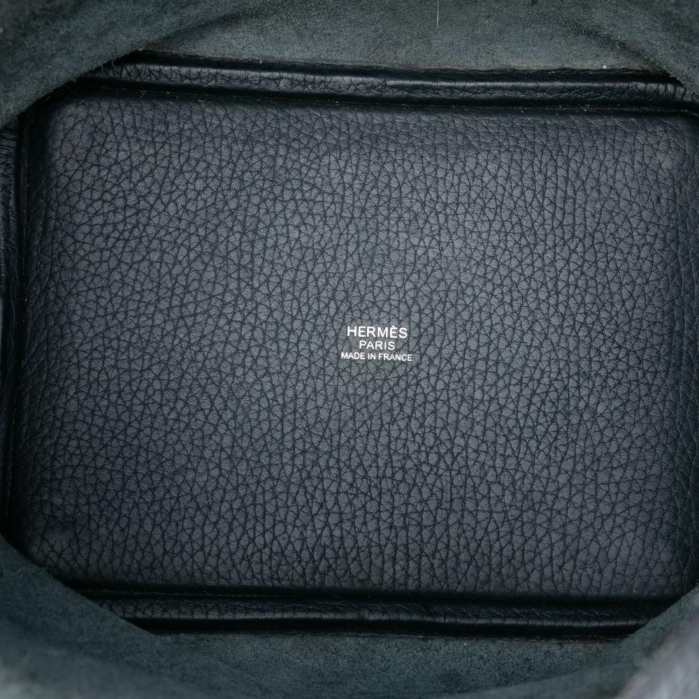 Hermès AB Hermès Blue Navy Calf Leather Clemence Picotin Lock 18 France