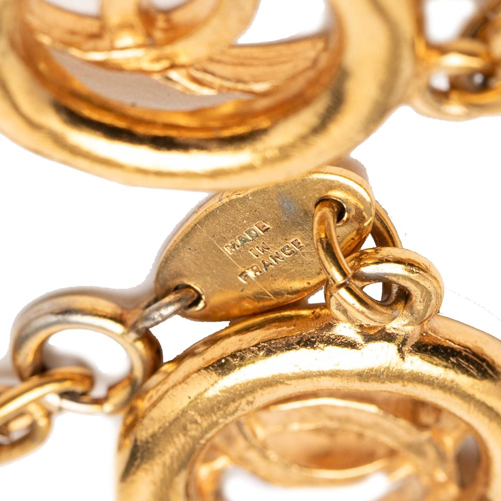 Chanel B Chanel Gold Gold Plated Metal CC Openwork Circle Charms Link Bracelet France