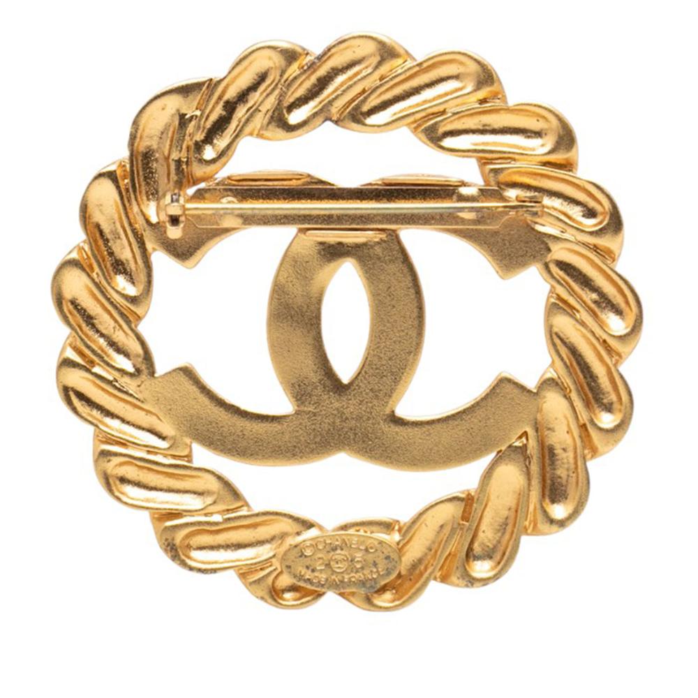 Chanel B Chanel Gold Gold Plated Metal CC Round Brooch France