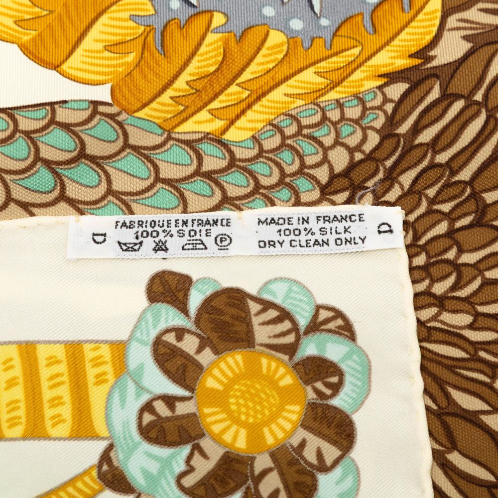 Hermès AB Hermès Brown Light Beige Silk Fabric Armets En Panache Scarf France