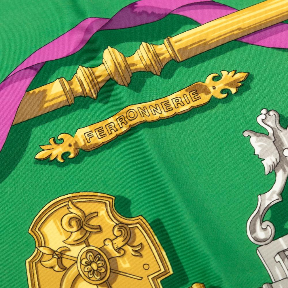 Hermès AB Hermès Green Silk Fabric Ferronnerie Scarf 90 France
