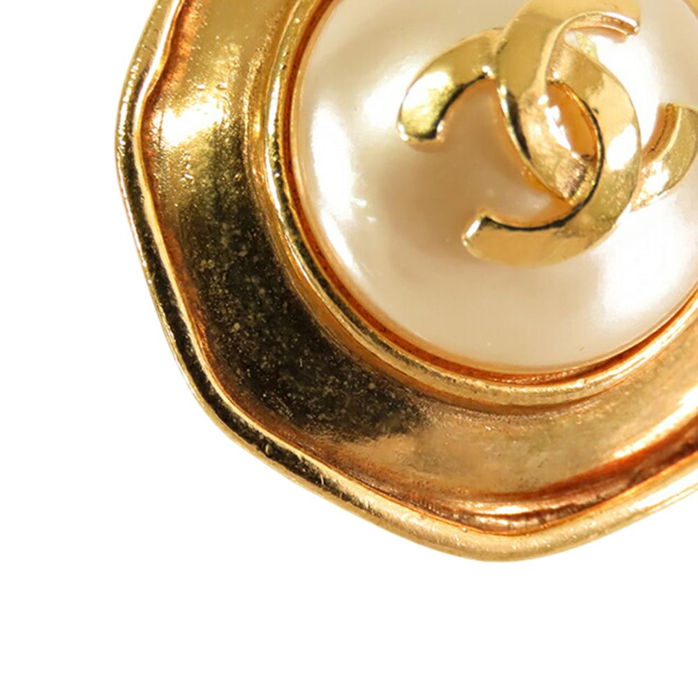 Chanel B Chanel Gold Gold Plated Metal CC Faux Pearl Octagon Clip on Earrings France