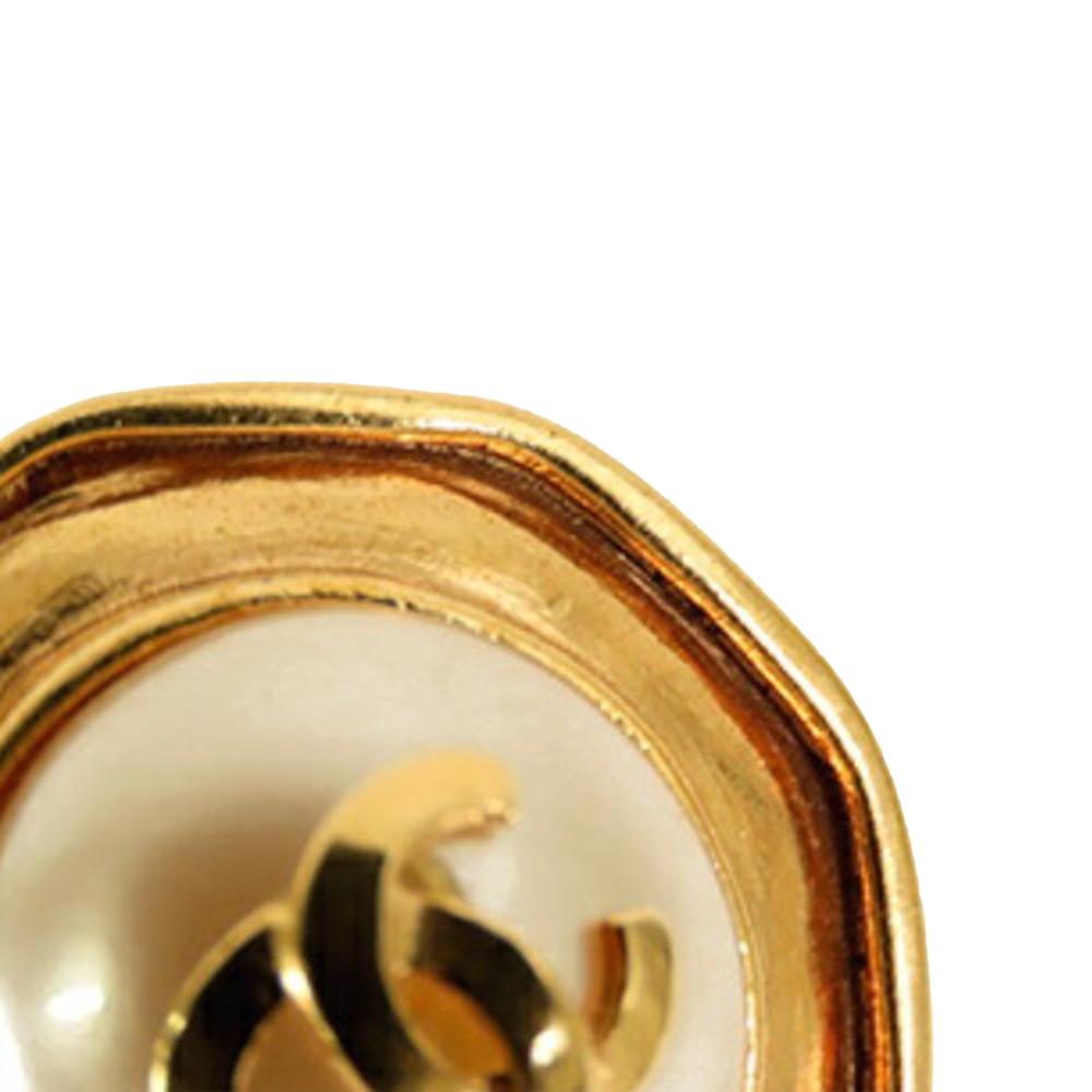 Chanel B Chanel Gold Gold Plated Metal CC Faux Pearl Octagon Clip on Earrings France