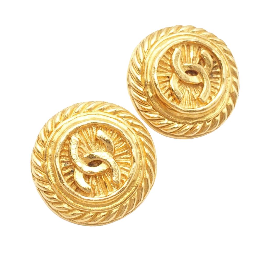 Chanel B Chanel Gold Gold Plated Metal CC Round Clip On Earrings France