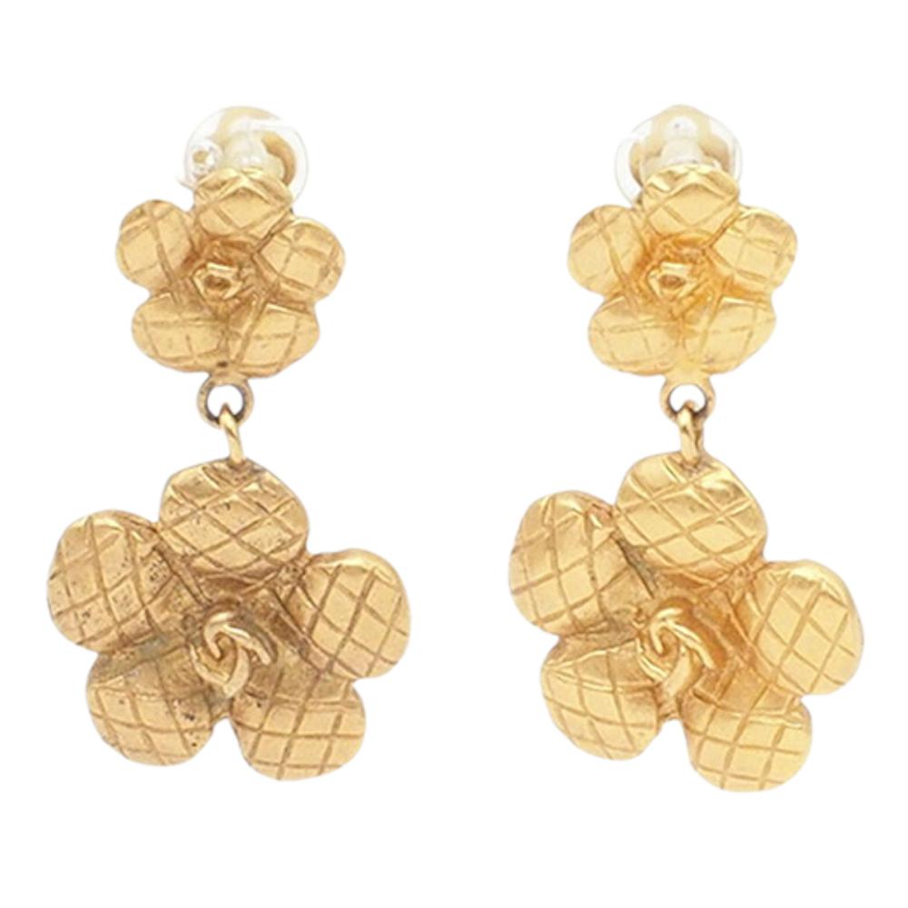 Chanel B Chanel Gold Gold Plated Metal Quilted Camellia Drop Clip on Earrings France