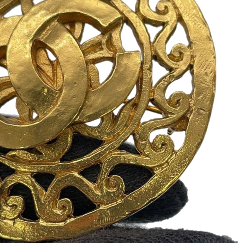 Chanel AB Chanel Gold Gold Plated Metal CC Medallion Brooch France